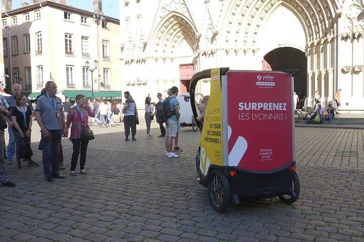 Treasure hunt in a Pedicab tour of Lyon