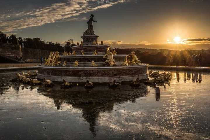 Versailles Palace and Park Private Guided Day Tour from Paris