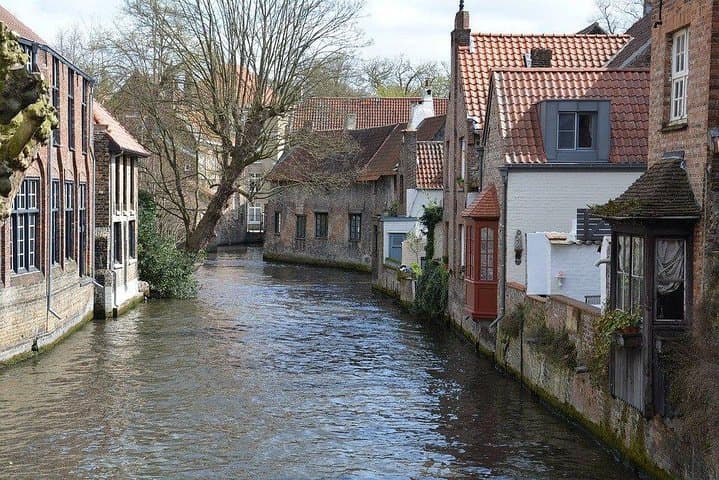Private 12-hour Tour to Bruges from Paris with driver and guide