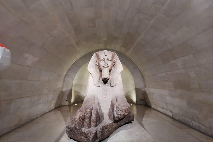 Versailles Palace & Louvre Museum Private Day Tour from Paris
