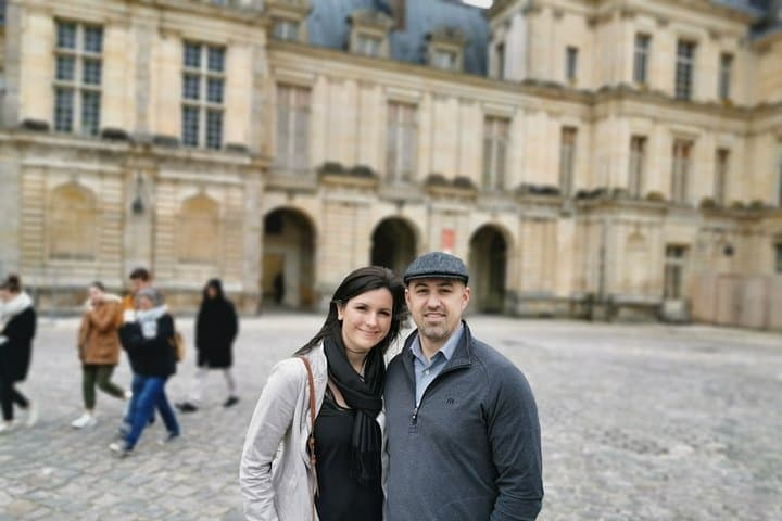 Fontainebleau Castle Half-Day Tour from Paris