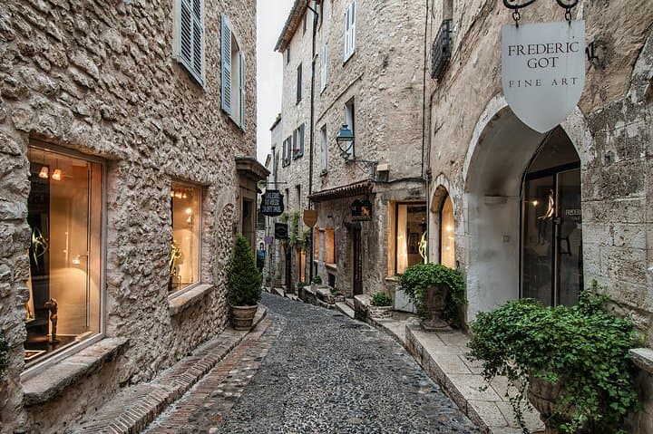 Sightseeing Tour from Nice to Antibes, Saint-Paul and Cannes