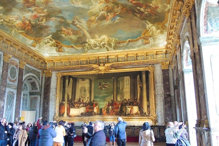 Versailles Small Group Guided Tour with Tranportation from Paris