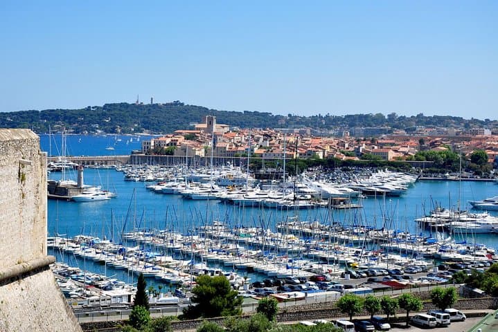 Take you on an unforgettable trip around Cannes and Antibes
