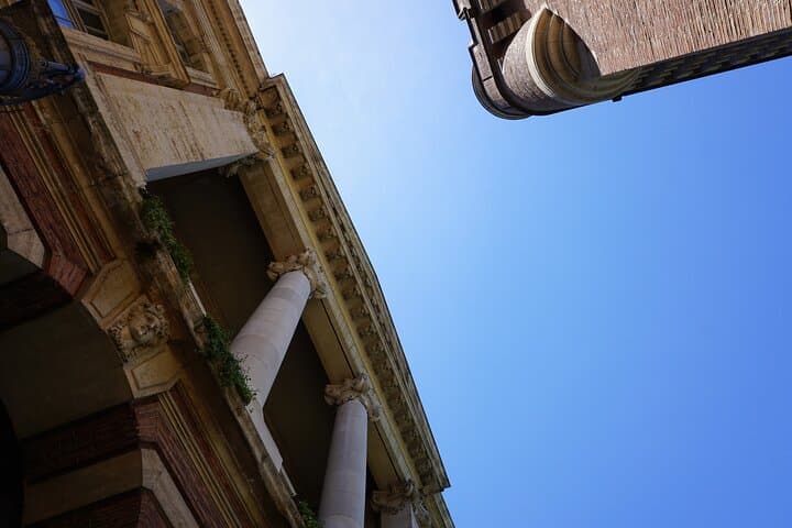 We will have to raise our heads ..! And observe! :)