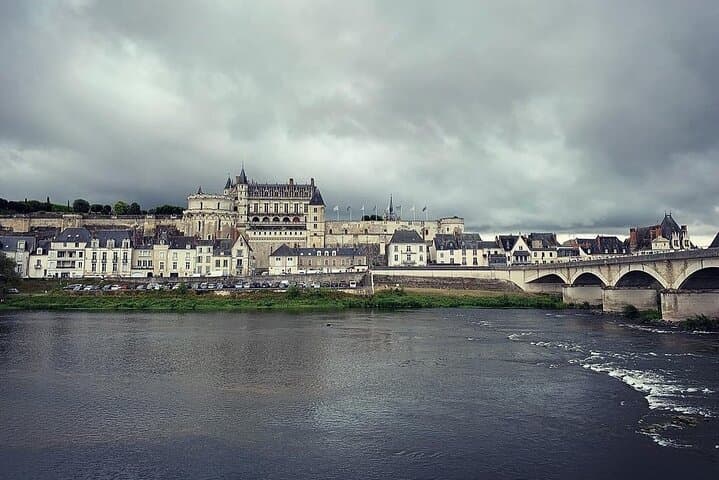 Small-Group Loire Valley: Chambord, Chenonceau, lunch in Amboise