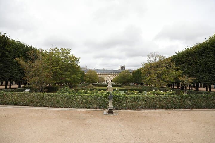 The interior of Palais Royal garden