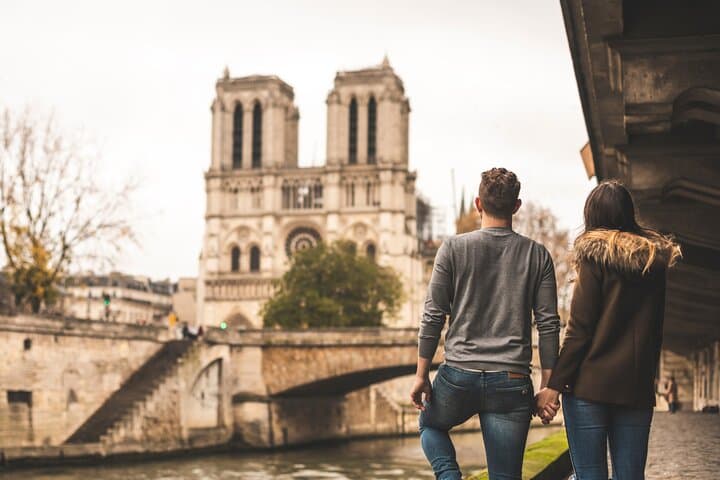 Paris Private Tour to Louvre Museum & French Crepes