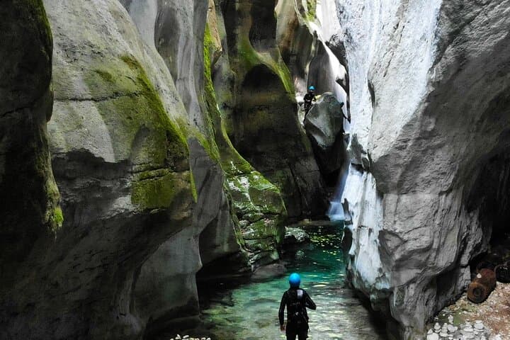 Enclosure in the furon canyon gorge