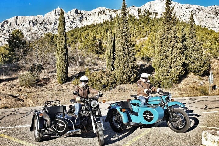 From Aix-en-Provence : Half-day Sidecar Wine Tour