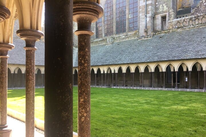 Cloitre / Cloister