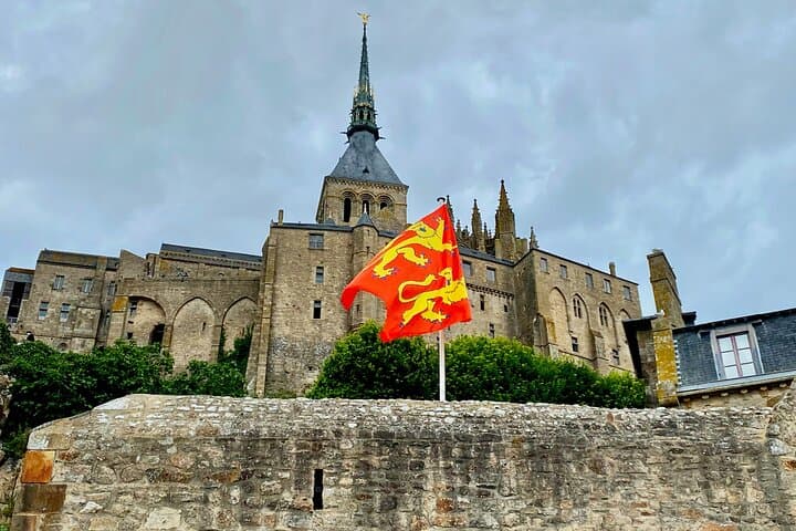 Mont Saint-Michel.