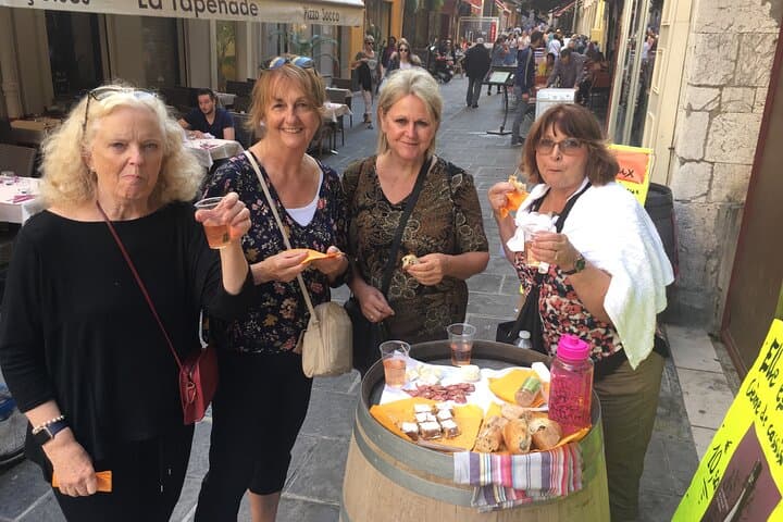 Private Food and History Walking Tour in Nice