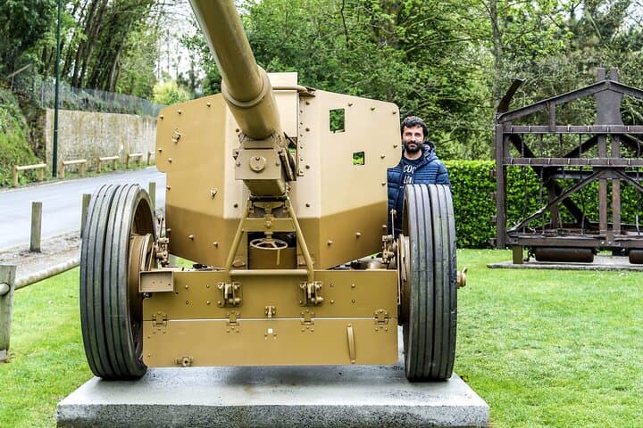 PRIVATE D-Day Beaches Omaha, Pointe du Hoc Day Trip from Paris