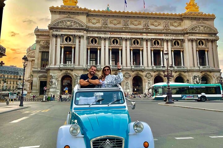 Private ride in a Citroën 2CV in Paris - 2h