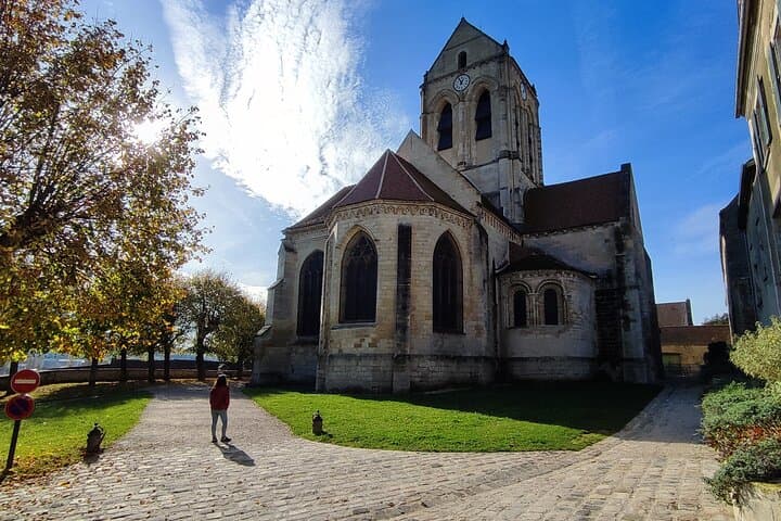 Hiking Adventure in Van Gogh's Footsteps with 6 miles walk