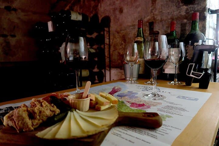 Bordeaux Wine Tasting – Discover Old Vintages