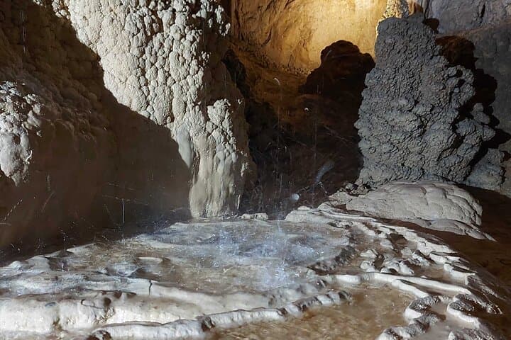 Self-guided tour of the Caves of Cerdon
