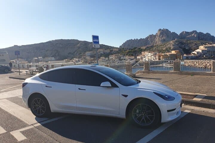 Marseille Airport transfer for Cassis hotel and apartment