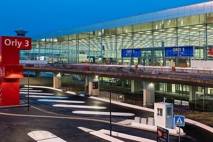 Private Airport Transfer Paris - Round Trip