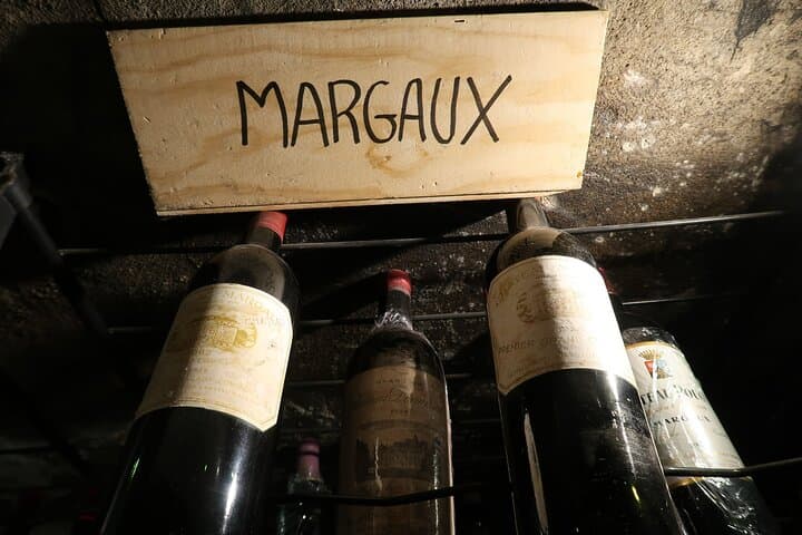 Vintage Wine Tasting in Bordeaux