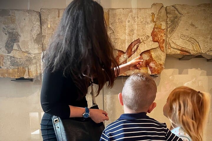 Private Louvre Tour in Paris for Kids and Families