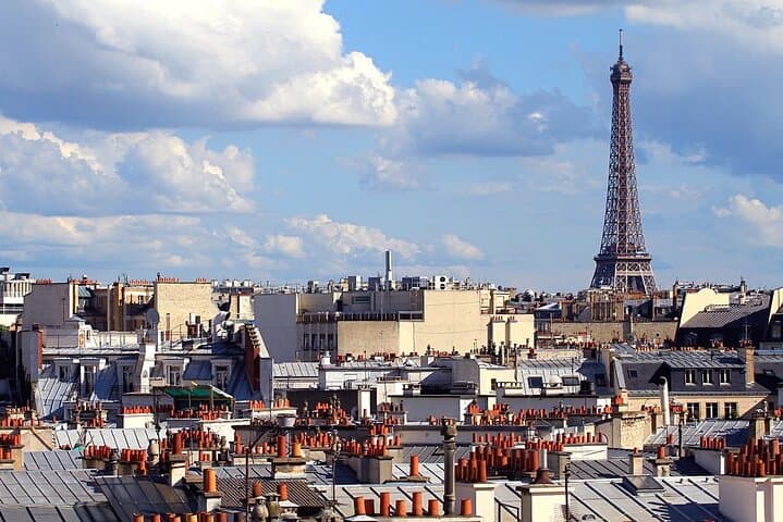 Paris Private Luxury Tour with shopping, cabaret, Lunch cruise and city Tour
