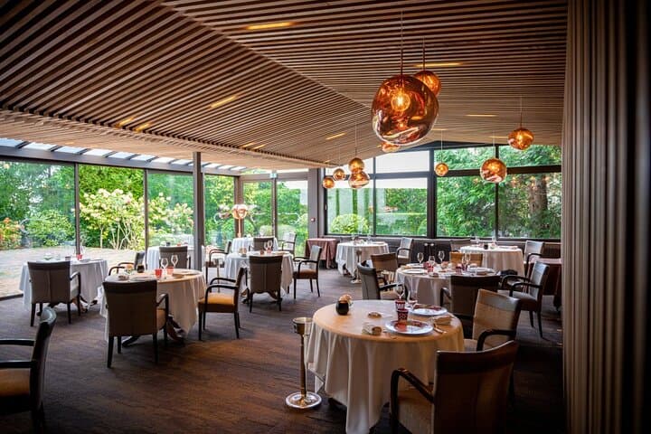 Savour lunch in Michelin* Restaurant