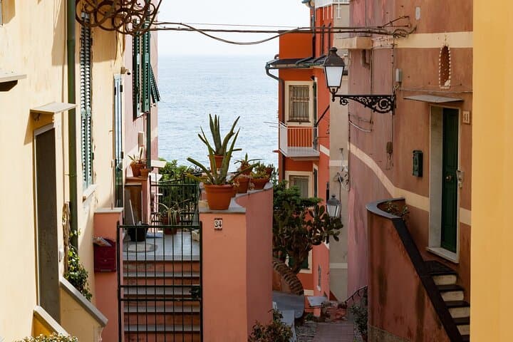 Private Direct Transfer From Nice to Genoa