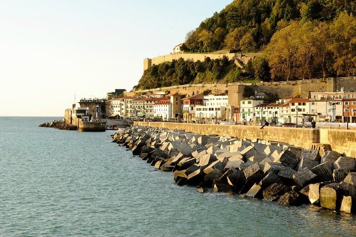 Private Direct Transfer From Bordeaux to Donostia San Sebastian