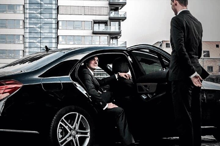 Private Departure Transfer from Paris to CDG or ORLY Airports