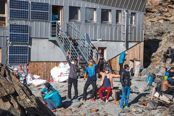 Fun at Refuge de Tête Rousse