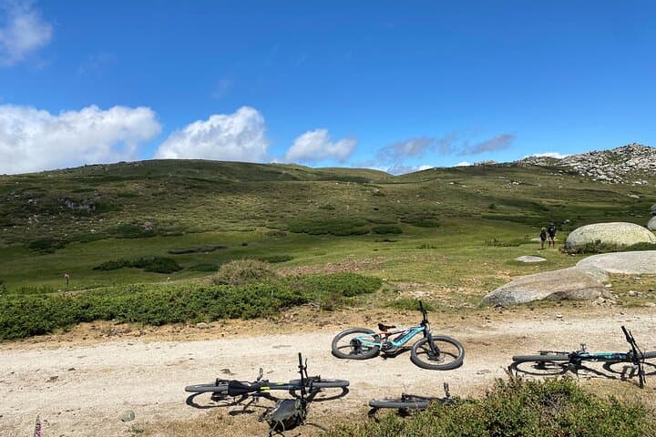 Free rental MTB AE Cuscionu plateau