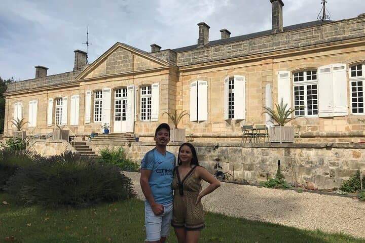 Blending workshop and tour of the chateau