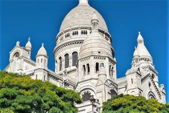 Investigation game - Montmarte