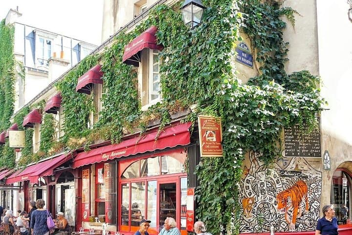 Half Day Vintage Car Tour with Le Marais & CDG Pick up and Drop