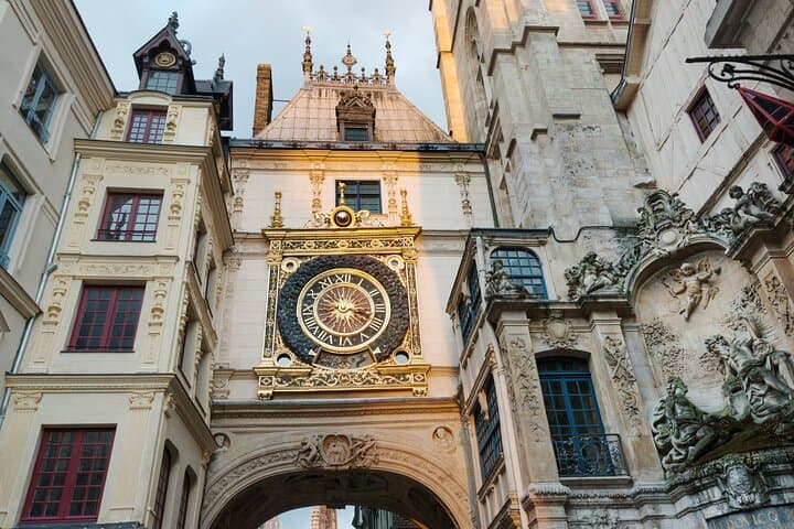 Private Custom Walking Guided Tour in Rouen