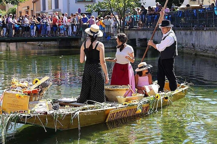 Come and discover the festivities of Isle-sur-la-Sorgue
