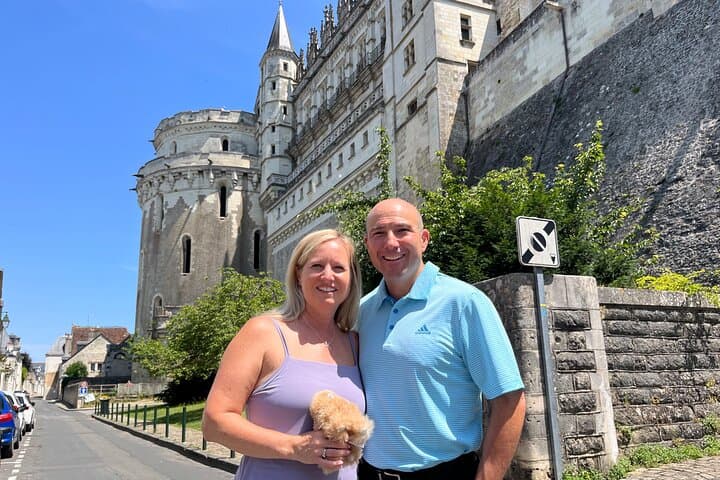 3 Loire Valley Castles and Wine Tasting Private Guided Tour