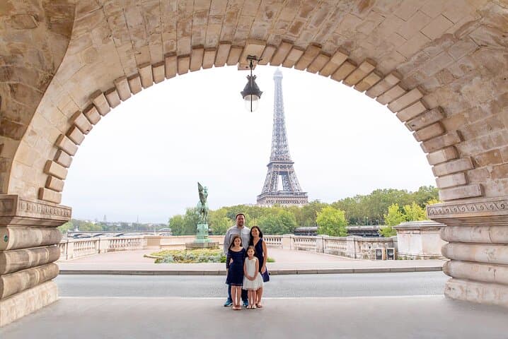 Bir-Hakeim Bridge Paris
