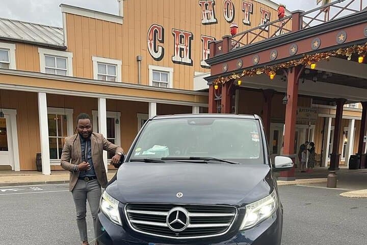 Private Transfer Paris Return or Return Charles de Gaulle Airport