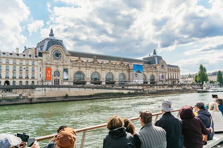 Paris Boat Tour with audioguide
