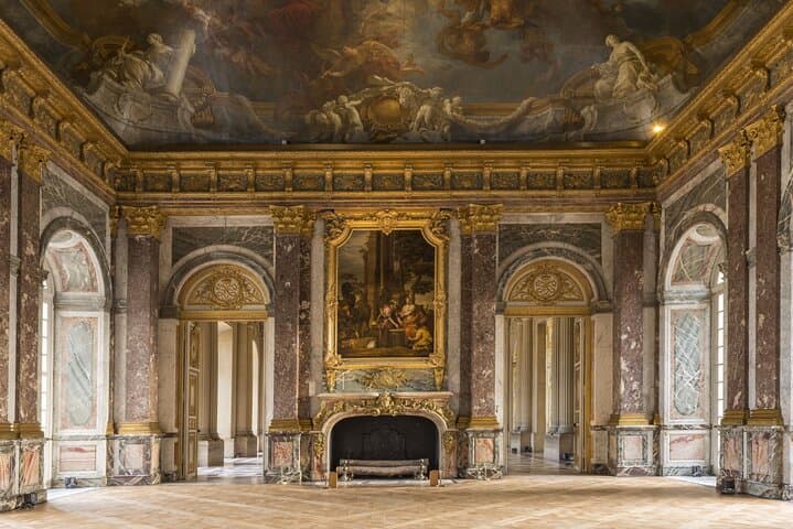 Private I From Paris tour to Magnificent Versailles and Gardens