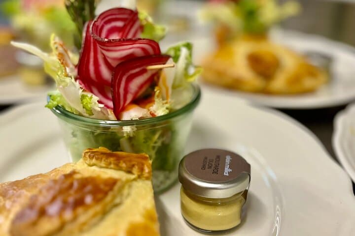 Visit to the cellar-tasting and 100% immersive Alsatian meal