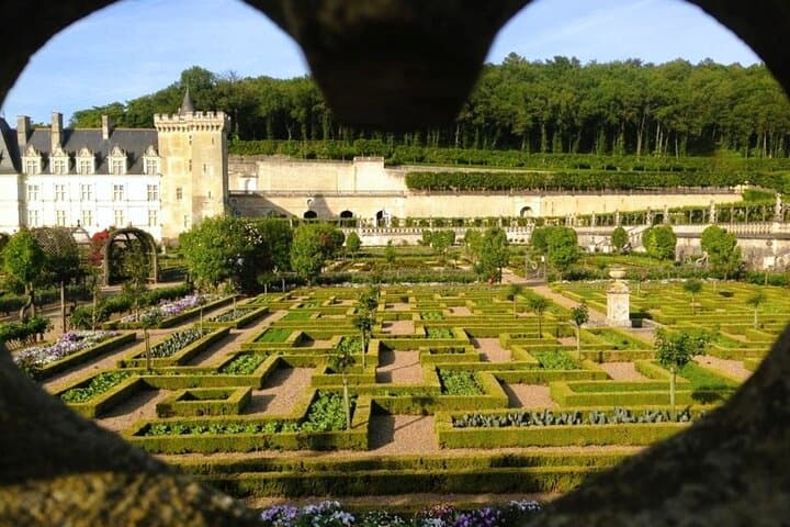 Loire Valley Half Day : Villandry and Azay-le-Rideau from Tours