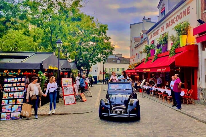 Private ride in a Citroën 2CV in Paris - 2h