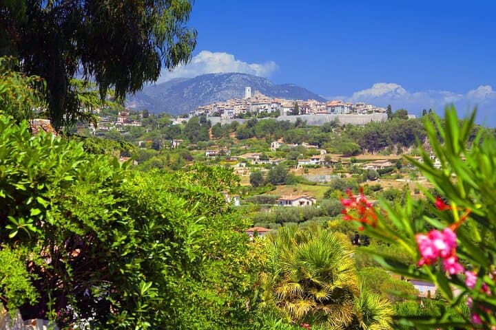 Half Day Tour in Cannes, Antibes and St Paul de Vence
