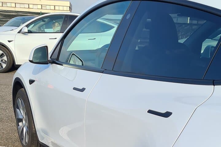 Private Airport Transfer Orly → Paris | Electric One-Way