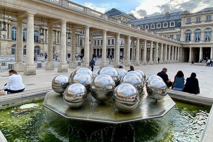 Paris Private City tour, Montmartre, Latin Quarter, St.Chapelle