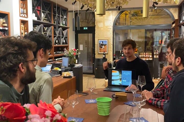 Unusual wine tasting in DARWIN (Bordeaux)!